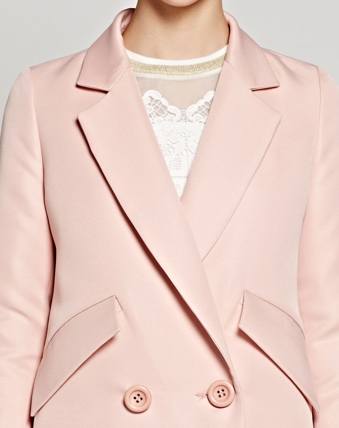 藕粉色翻领纯色修身长款西装外套