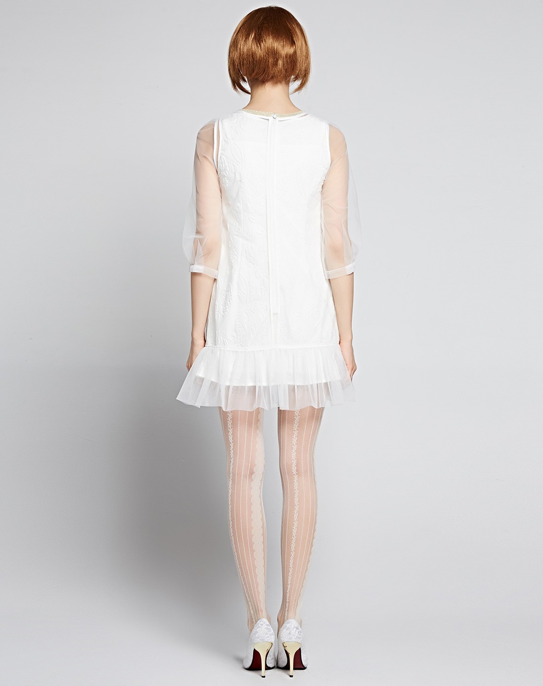 白色梦幻轻纱圆领细褶连衣裙两件套