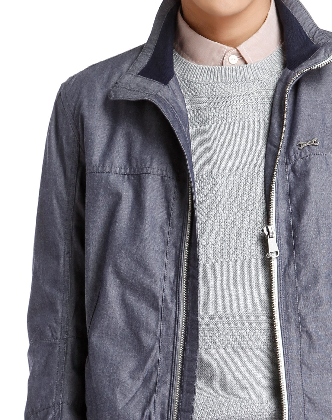 浅藏蓝色时尚双袋长袖外套