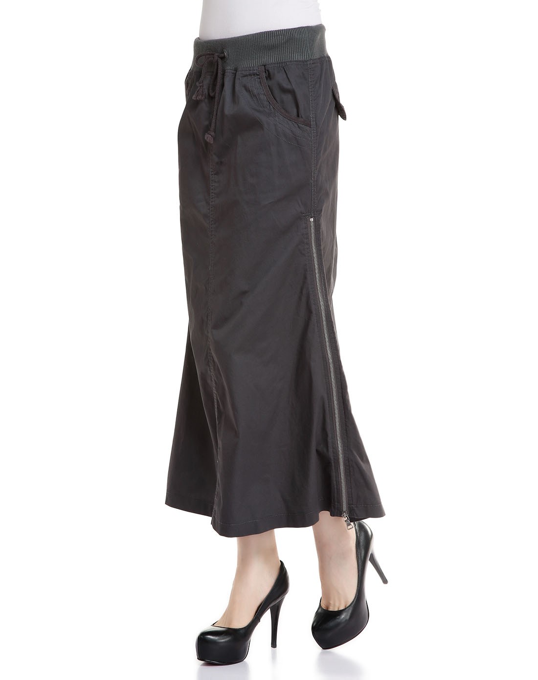 女款深灰色简约清新长裙