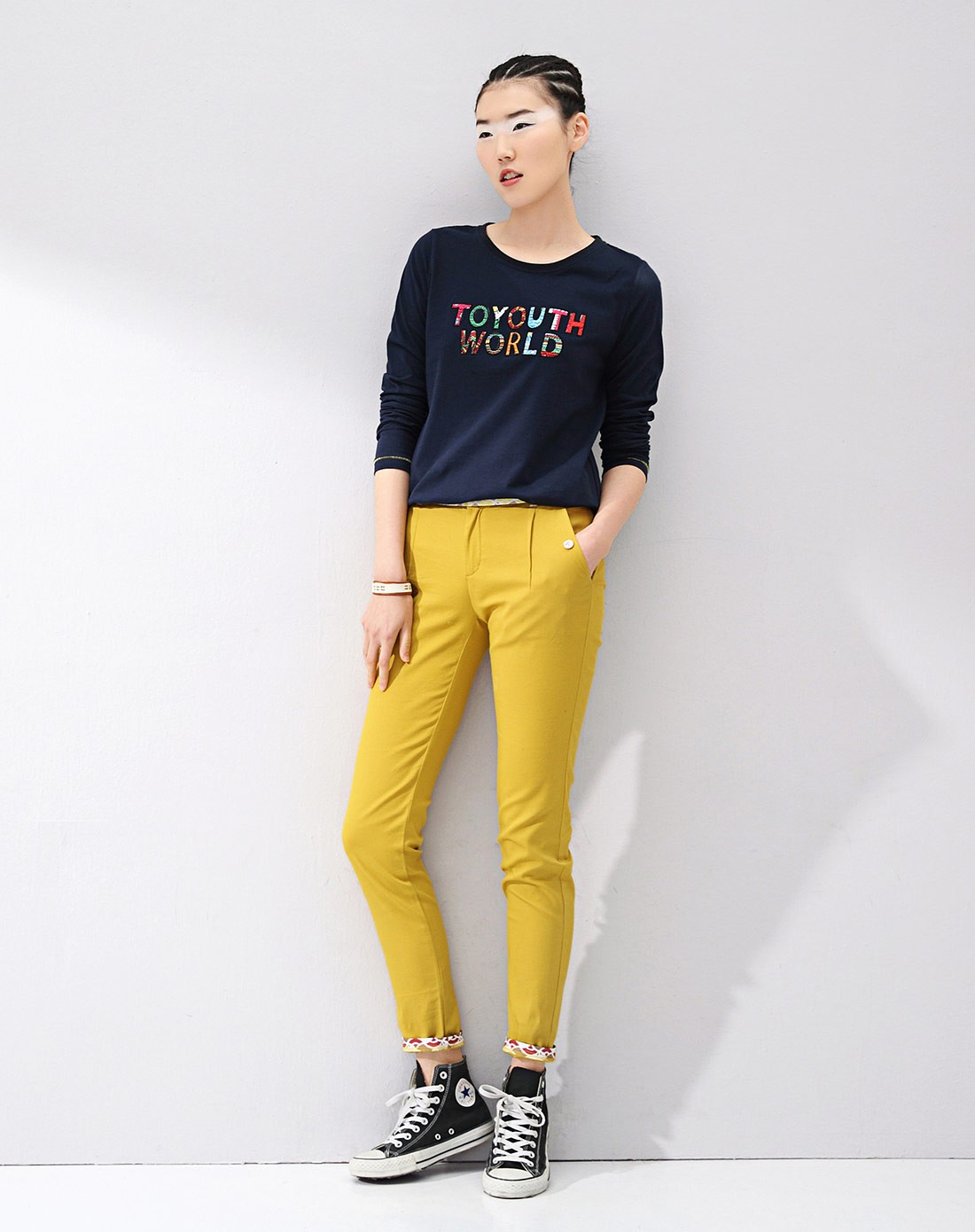 姜黄几何撞色印花九分休闲裤