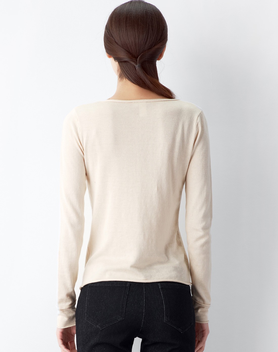 u型领薄款长袖针织衫