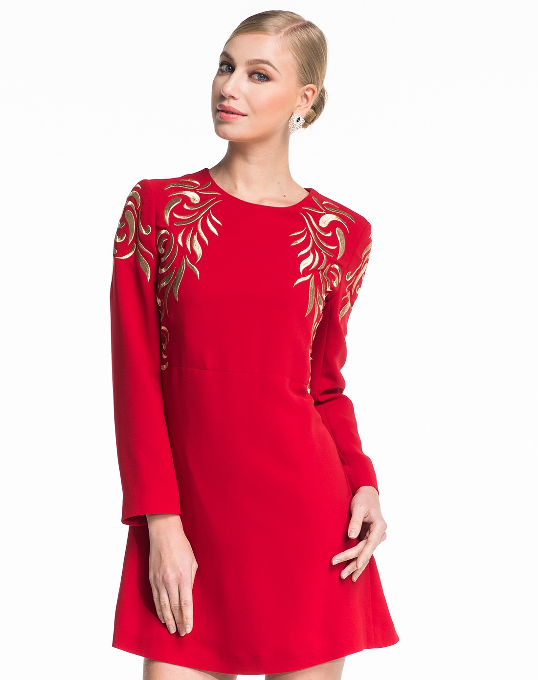 红米色曼哈顿贵族长袖连衣裙