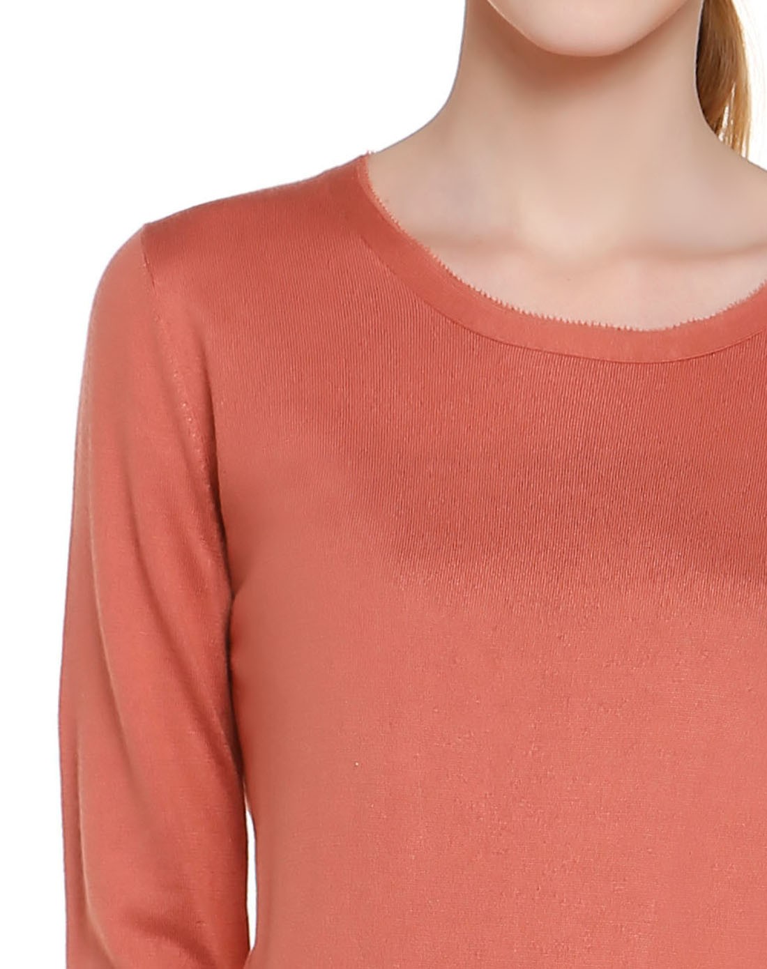 浅橙红色舒适柔和长袖针织衫
