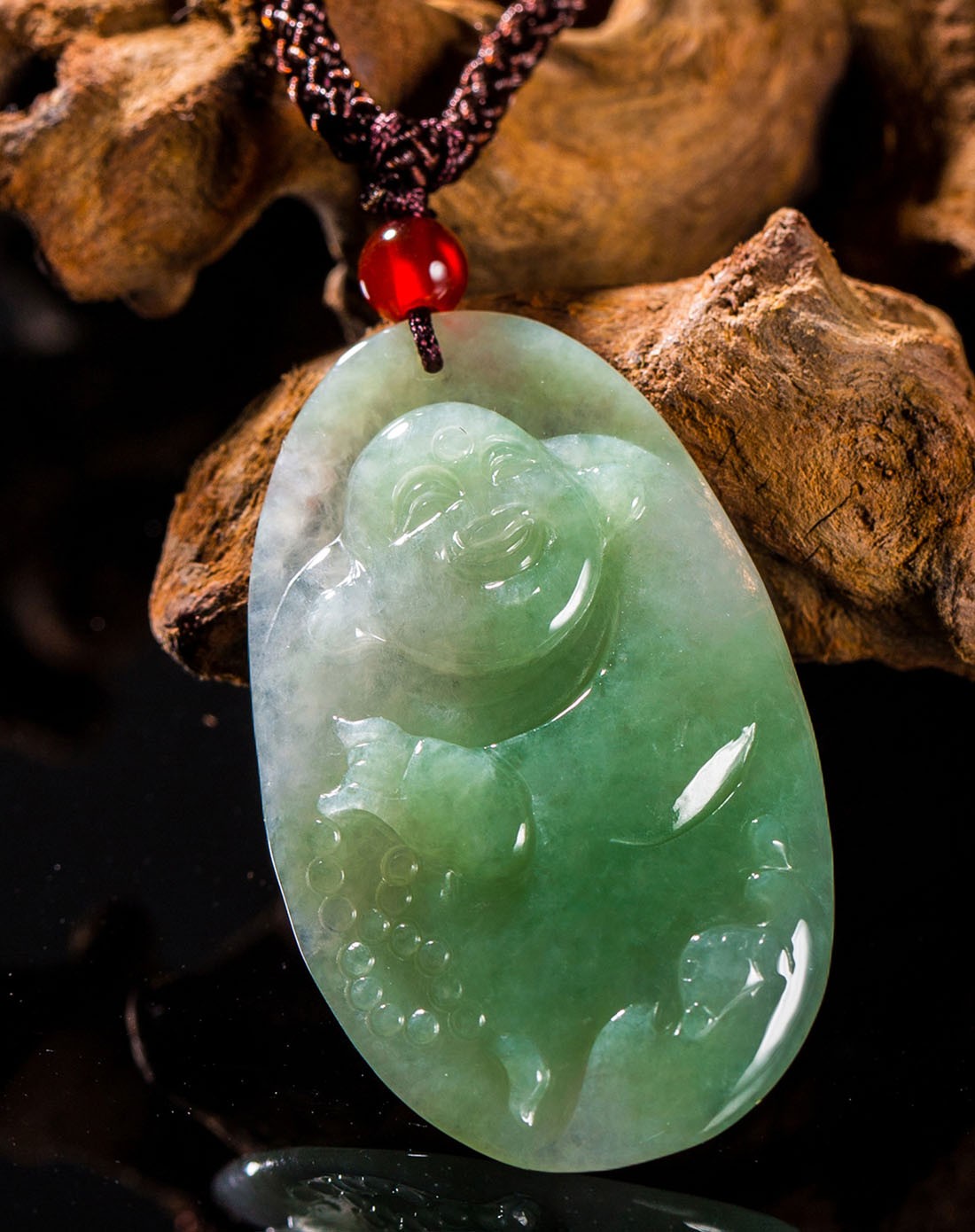 冰糯精雕自在佛翡翠吊坠附证书