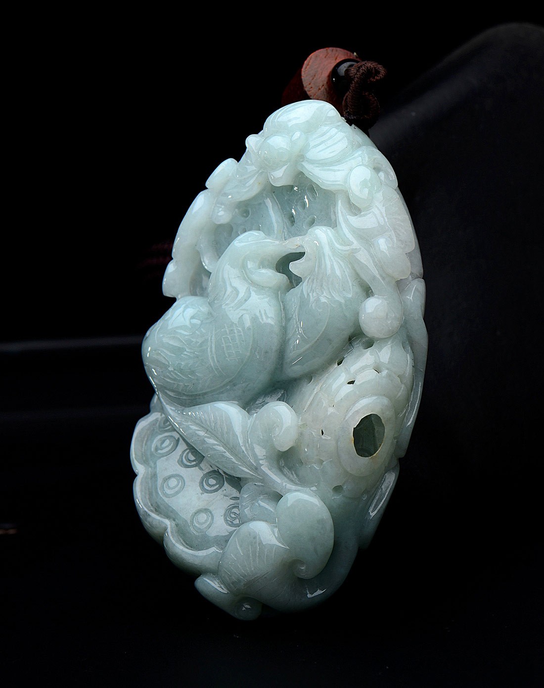 a货翡翠糯种浅绿和和美美手把件