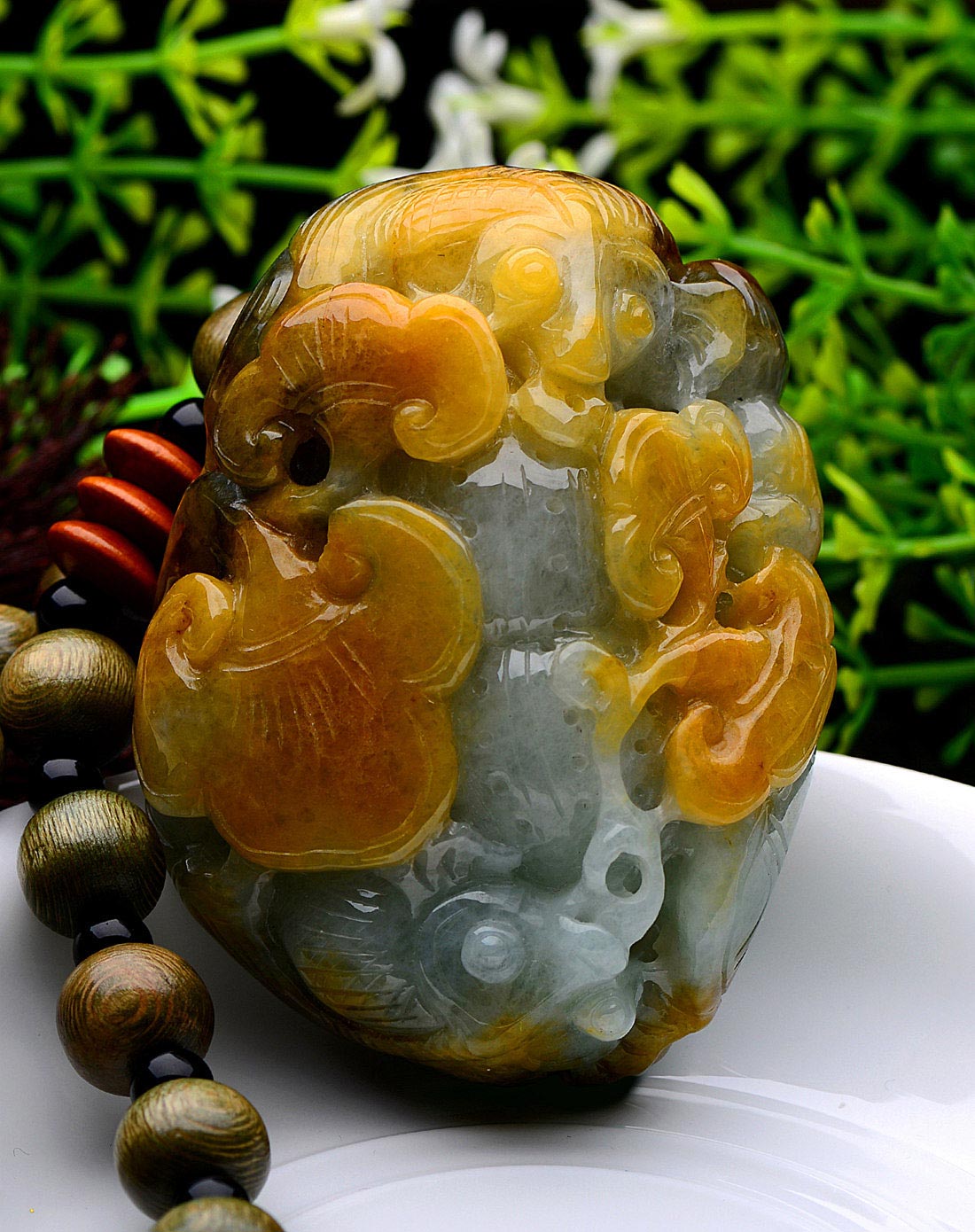 a货翡翠冰糯种三彩金玉满堂手把件