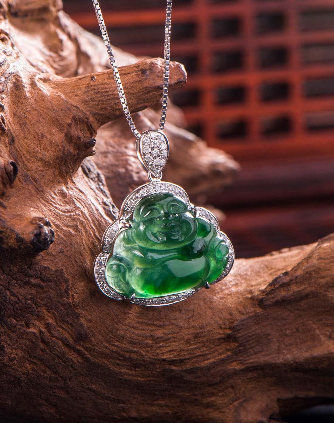 18k金镶钻a货翡翠冰糯种阳绿满色佛公吊坠