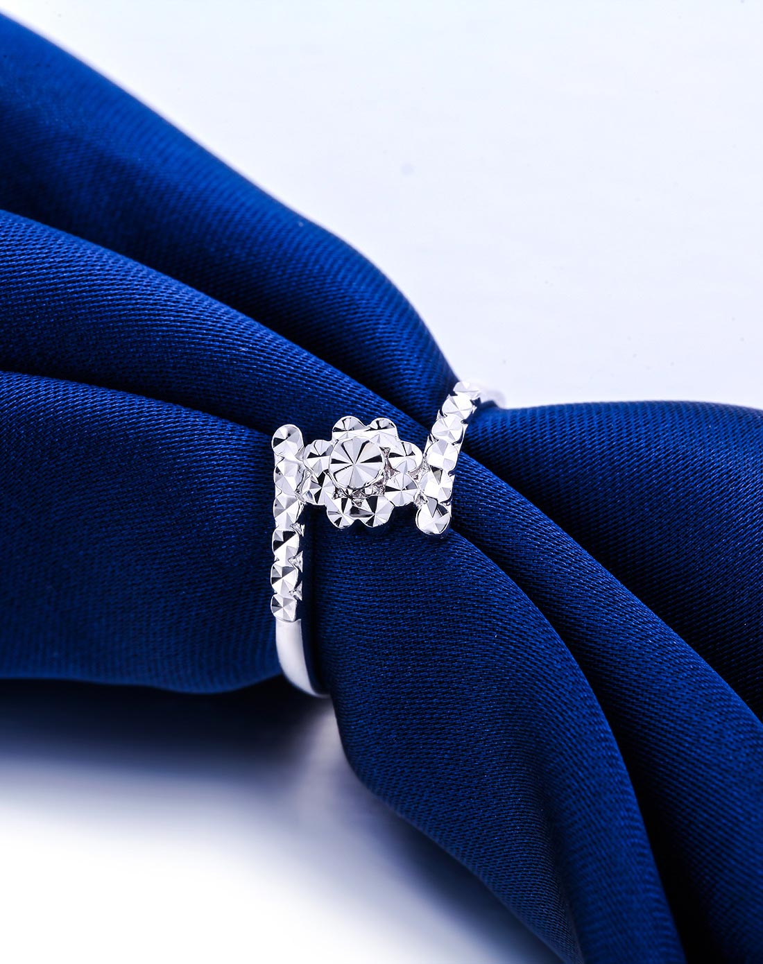 足铂pt990女士戒指-计价