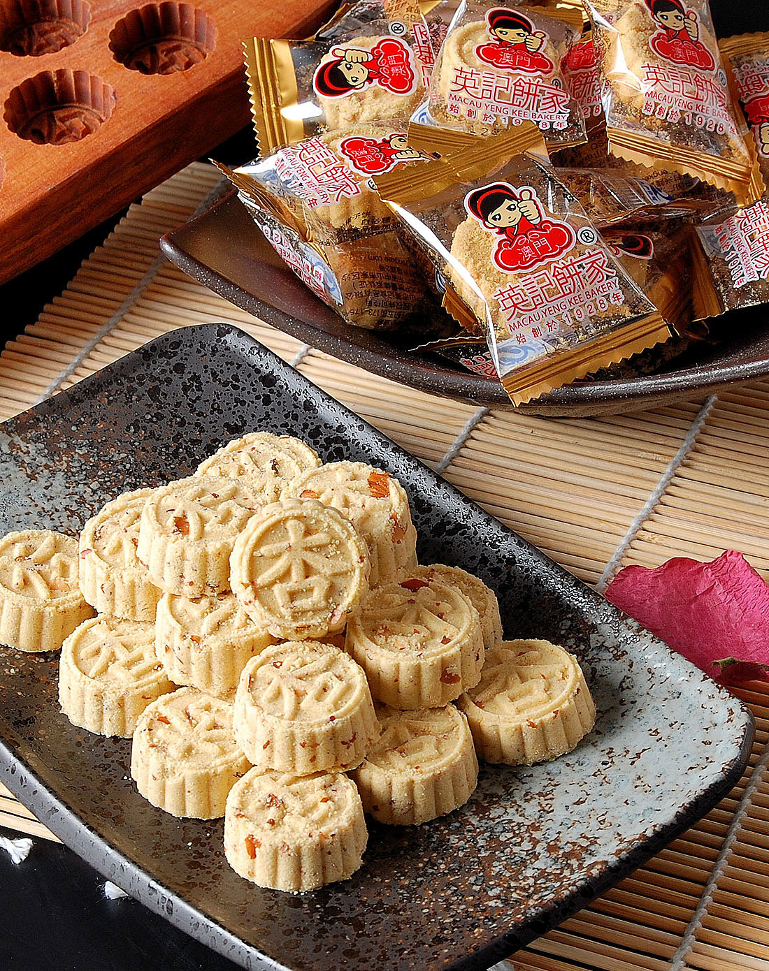 澳门英记100%纯手工杏粒棋子饼 200g 够意思系列