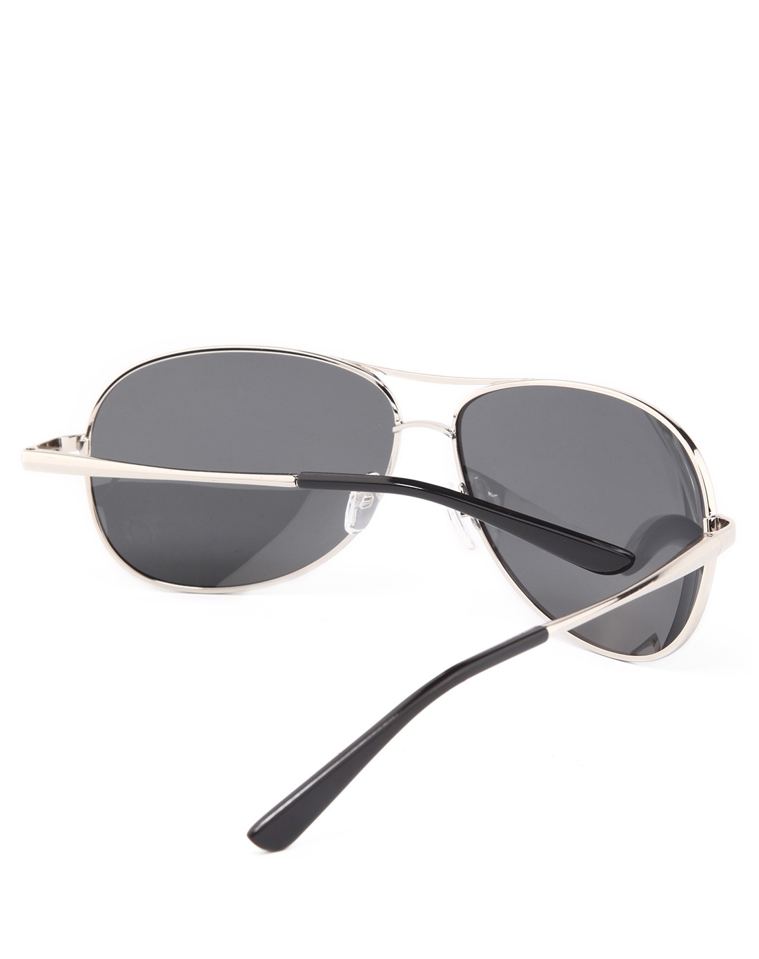 男款银灰色时尚偏光镜太阳镜