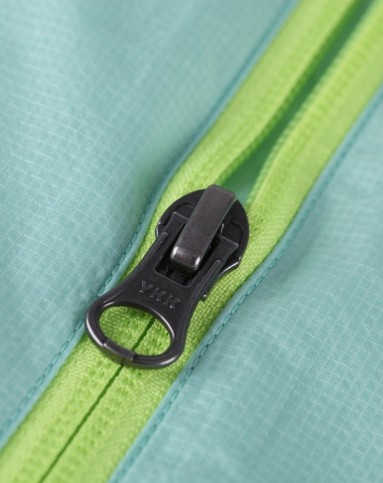 超轻科技面料 女款浅绿色皮肤风衣 ykk拉链国际品质