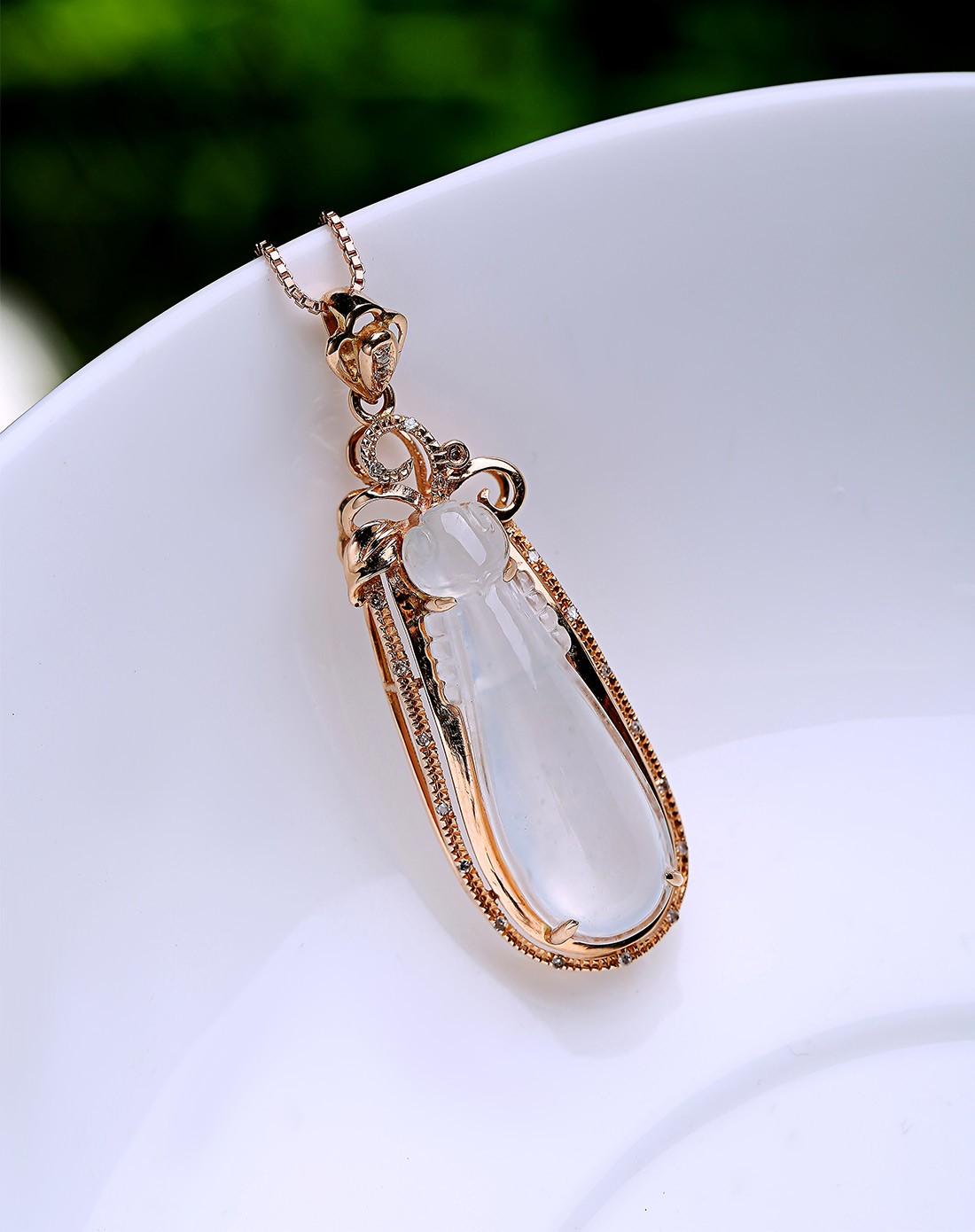 18k金钻石豪华镶嵌玻璃种水润如意福瓜 一生幸福吊坠