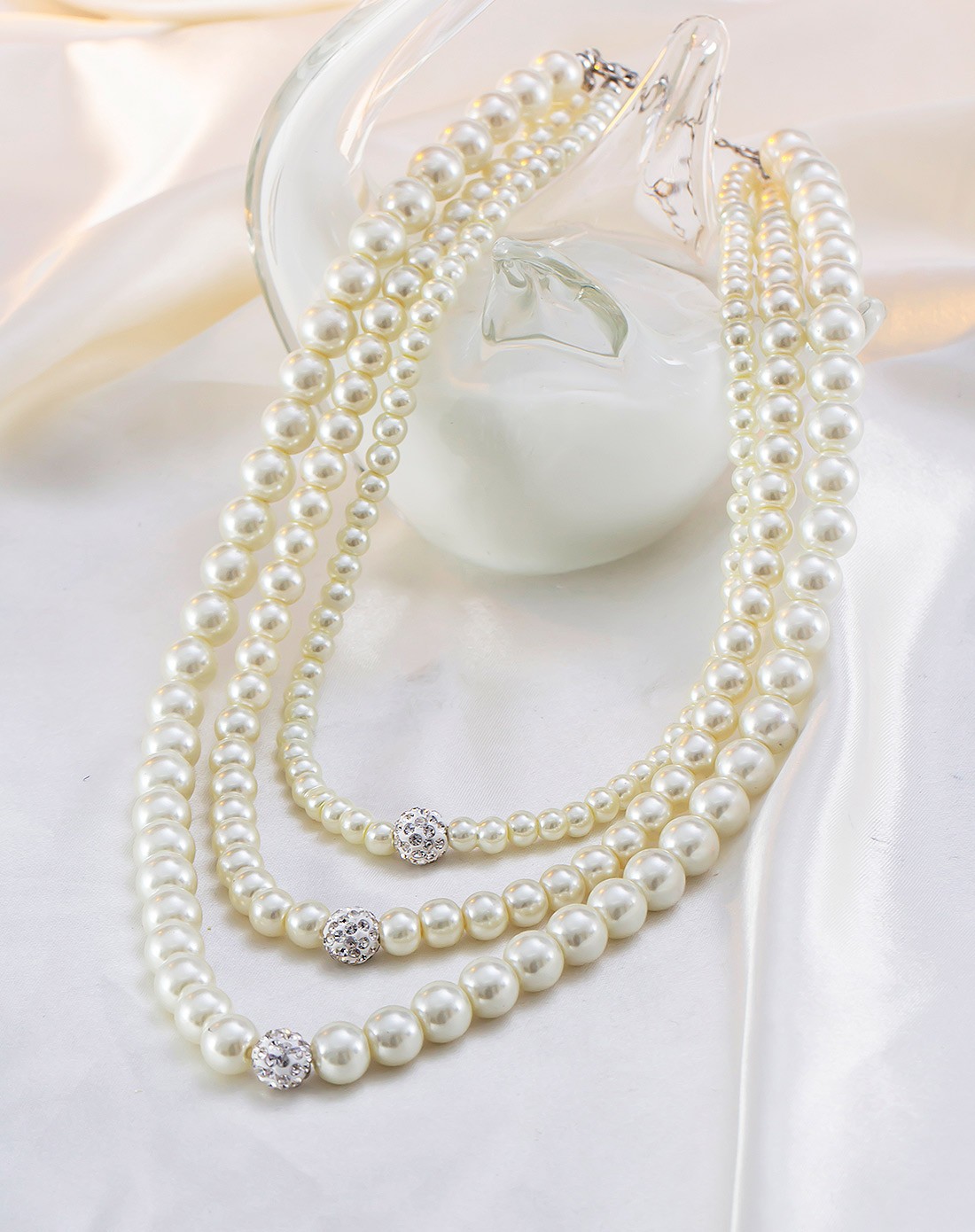 伴月水晶珍珠项链