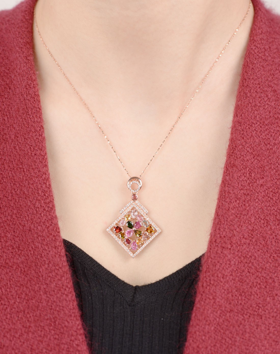 博金珠宝bojin首饰专场-天然精品碧玺奢华富贵吊坠(国家权威证书)