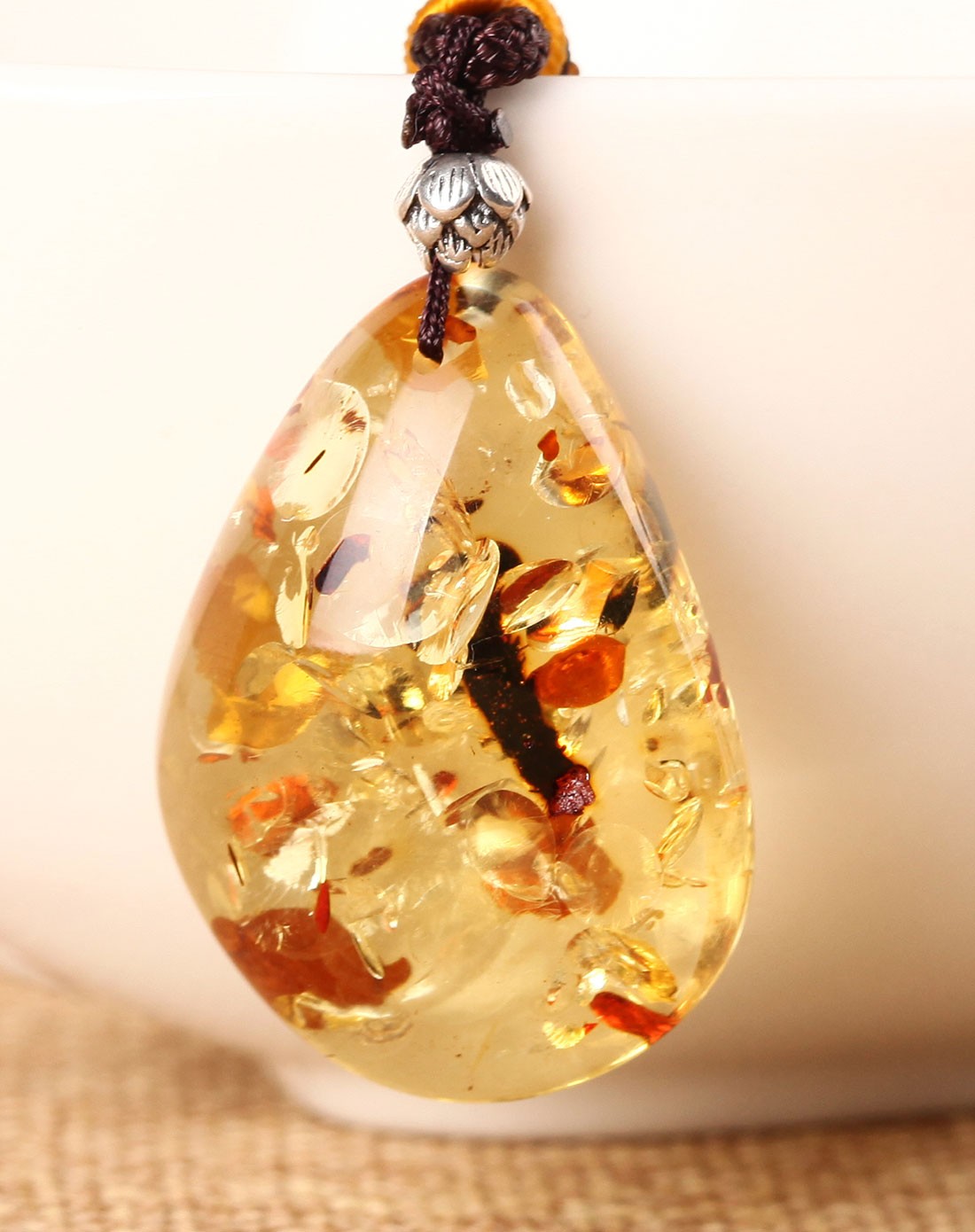 天然琥珀水滴形花珀吊坠