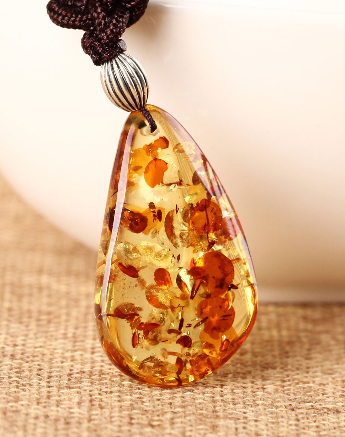 天然琥珀水滴形花珀吊坠