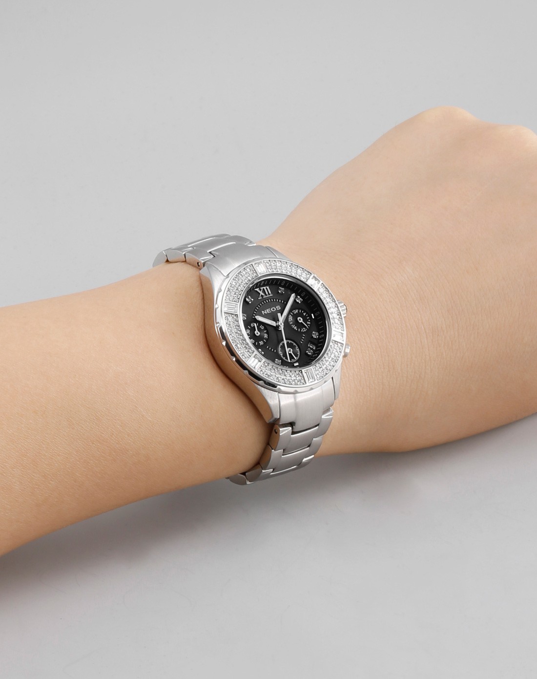 雷欧时neos手表专场-女款 时尚晶钻多功能钢带石英表