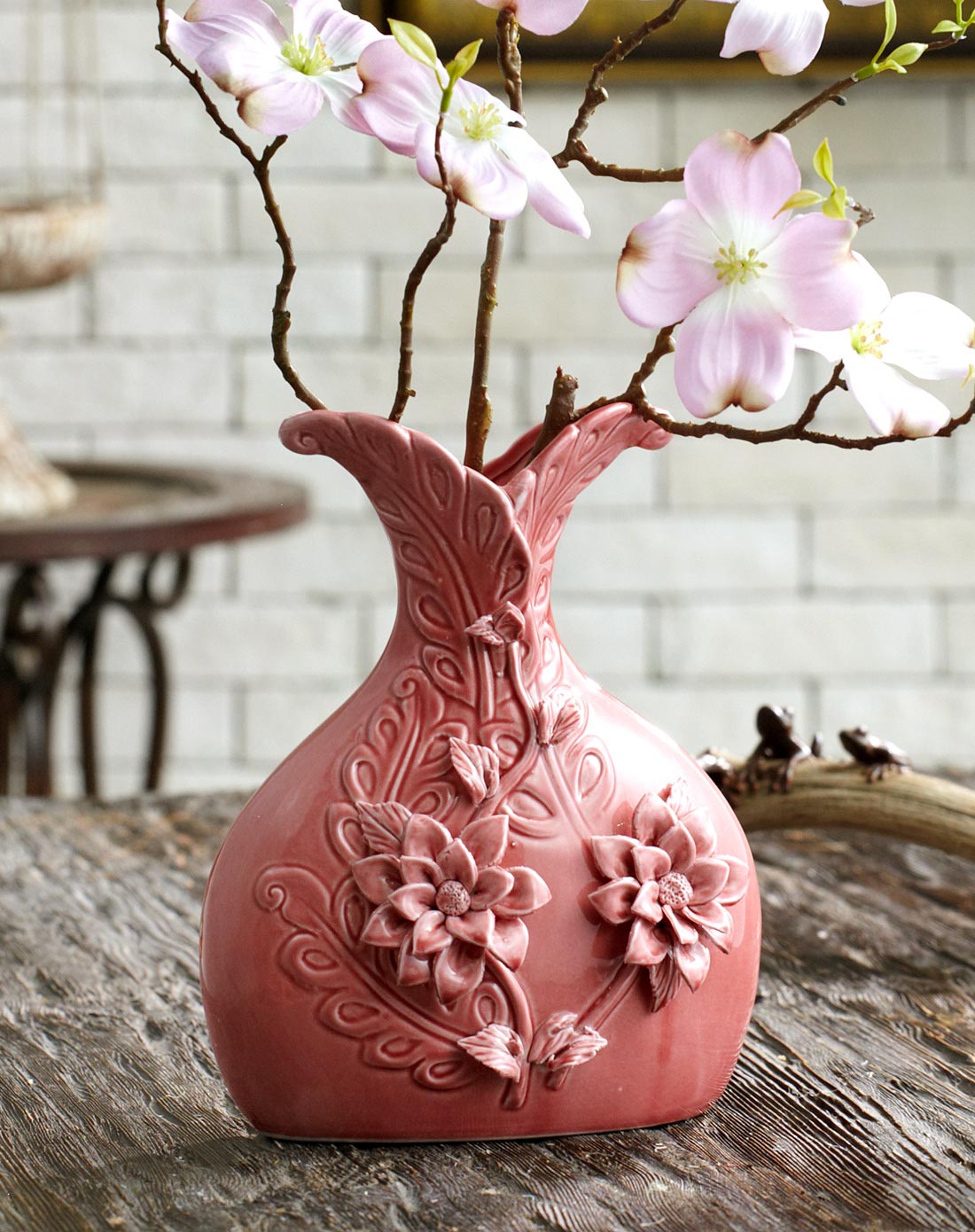 > 25*19cm欧式陶瓷浮雕手绘艺术花瓶
