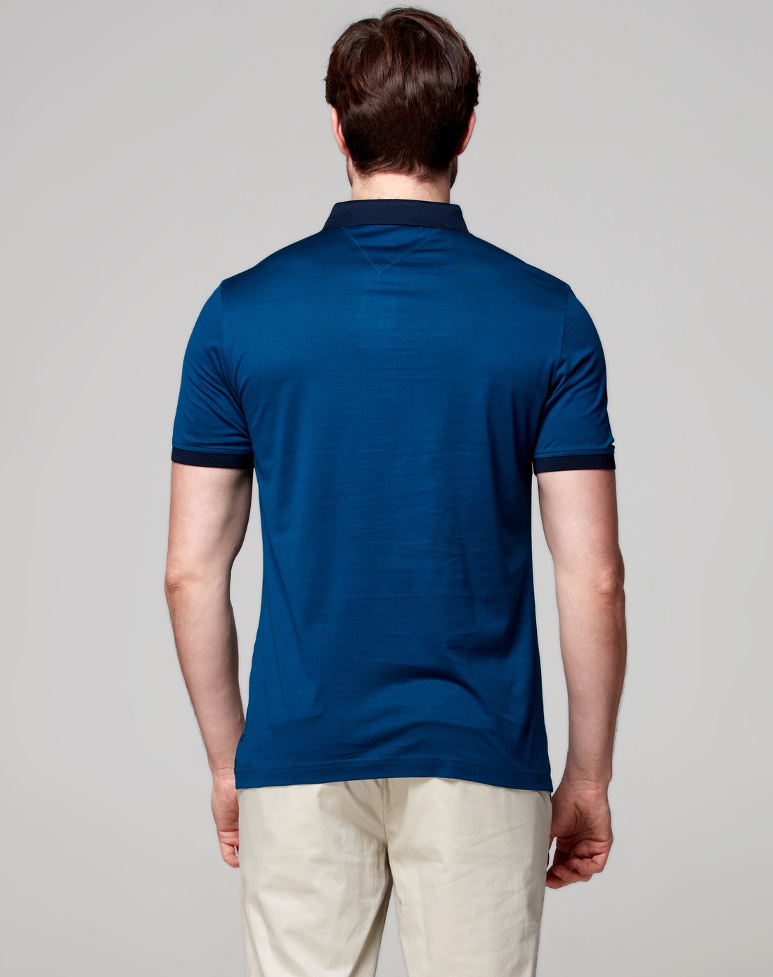 蓝黑色风度条纹短袖t恤