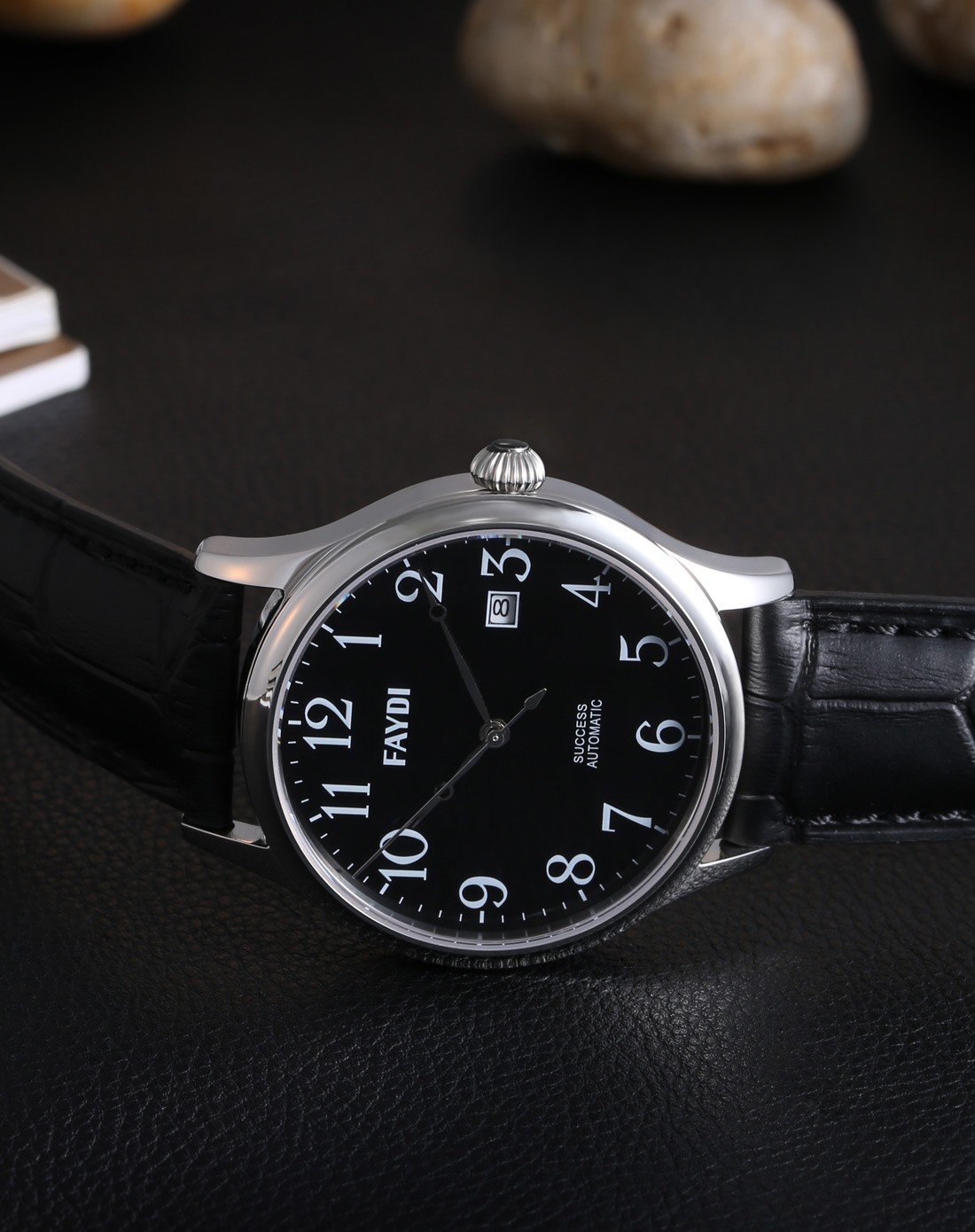 飞迪faydi手表专场 > (新品)简约儒雅皮带石英腕表男款黑色
