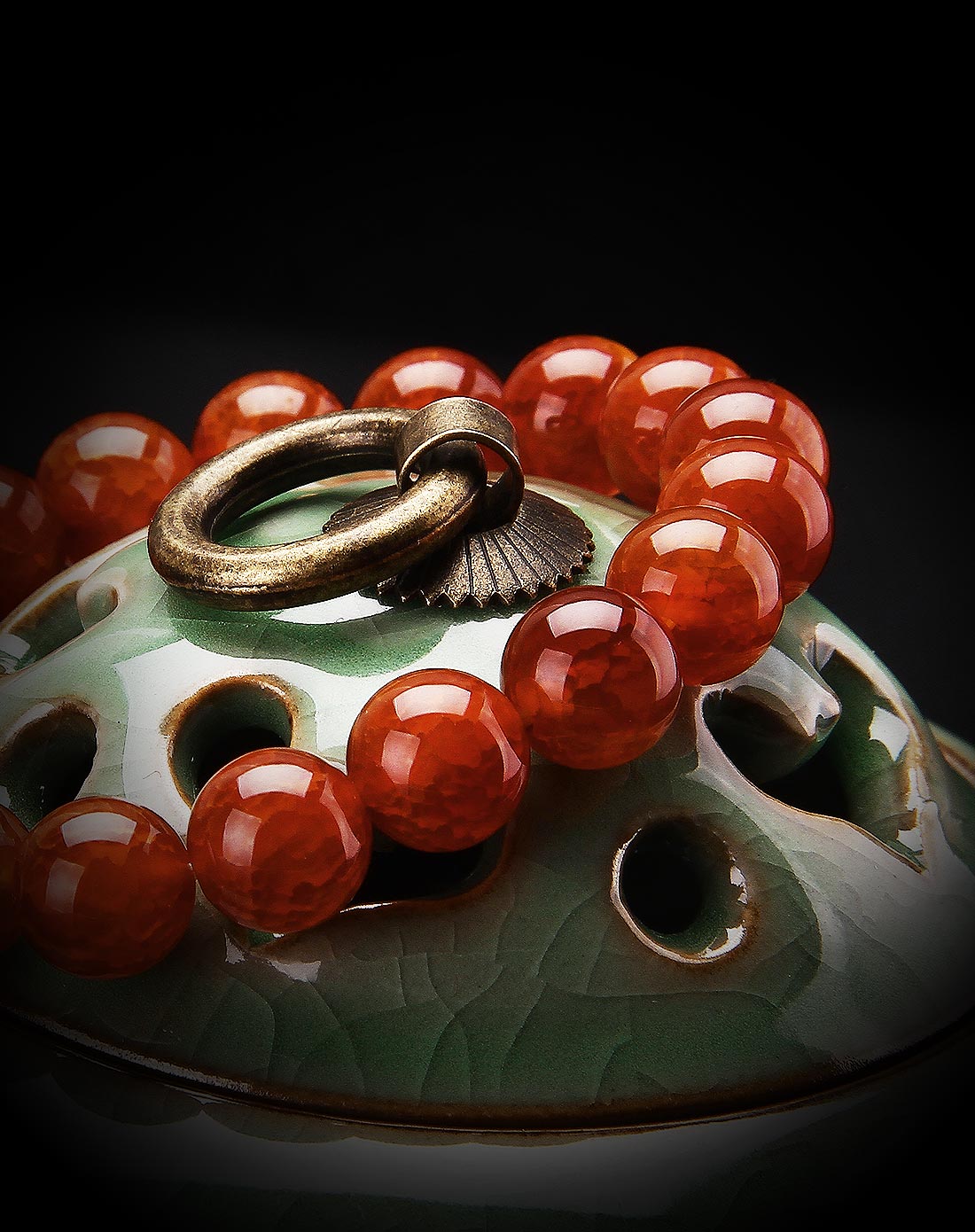 红龙纹玛瑙手串经典款(附证书)