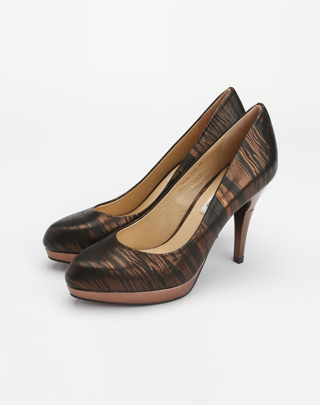 棕铜色折皱牛皮时尚高跟鞋