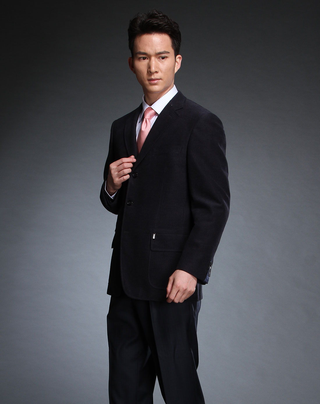 法派fapai男装专场-深蓝色绒面条纹长袖西装