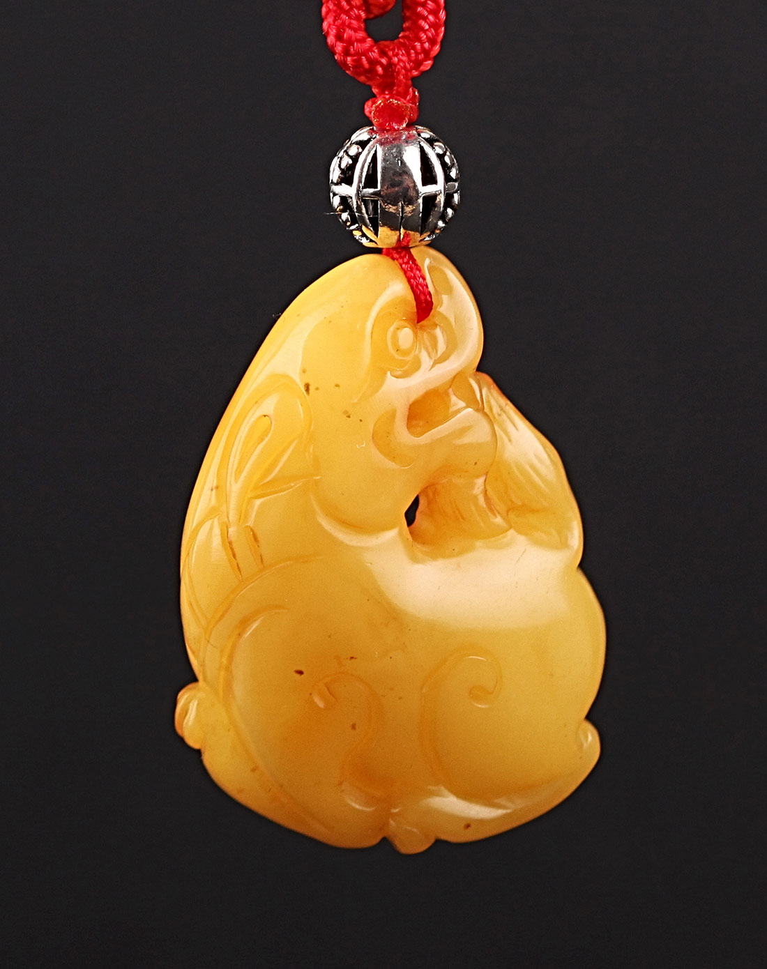 麒麟献福 天然琥珀老蜜蜡吊坠