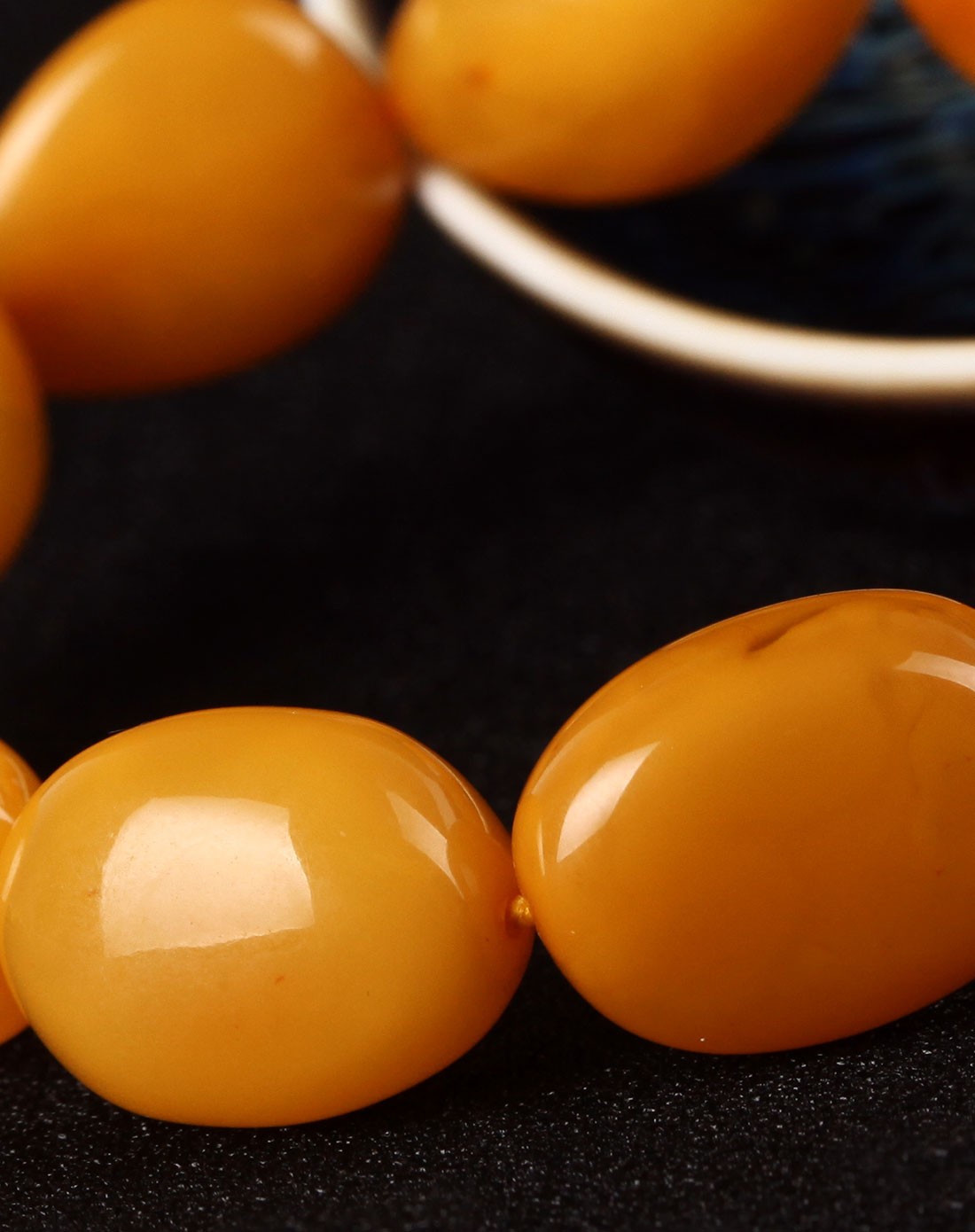 极品经典天然琥珀老蜜蜡随形手链