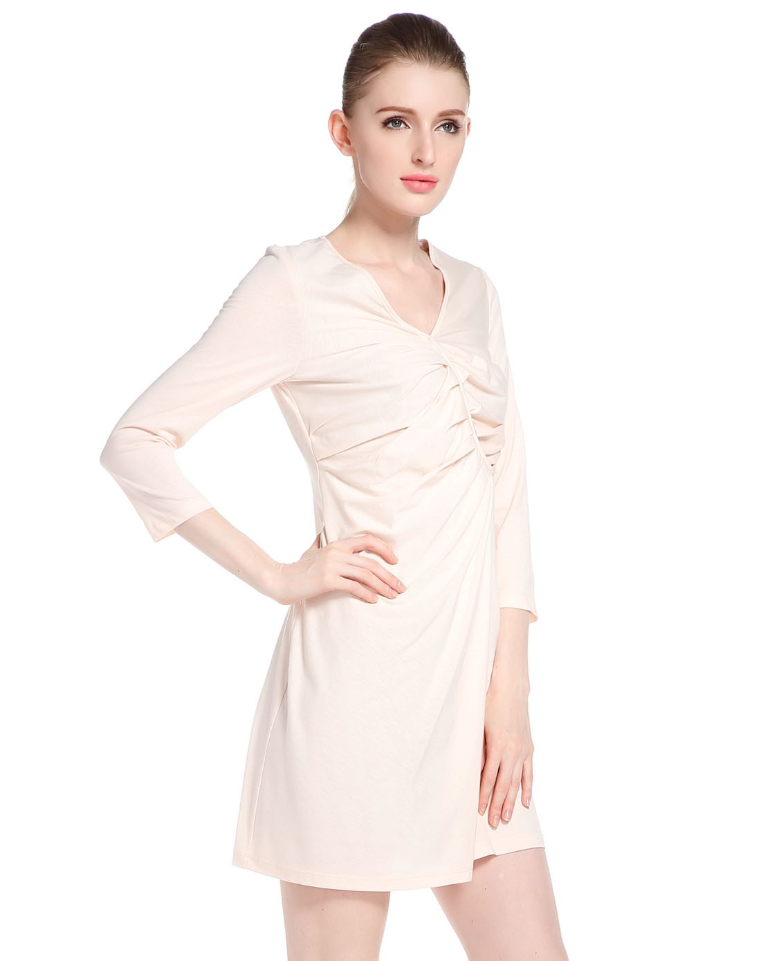 珂尼蒂思conatus女装专场 > 粉杏色斯文简约八分袖针织连衣裙