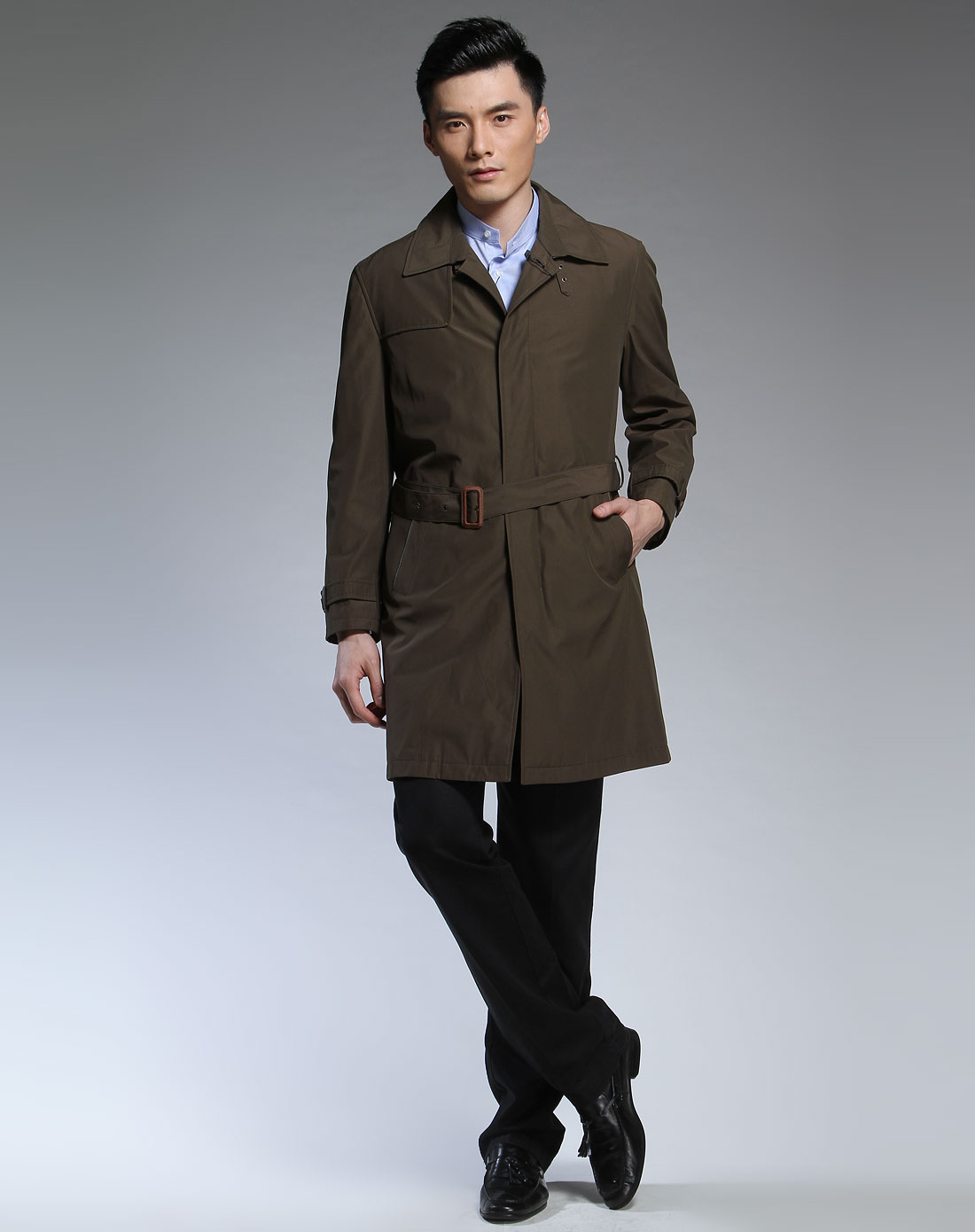 深军绿色休闲长袖风衣