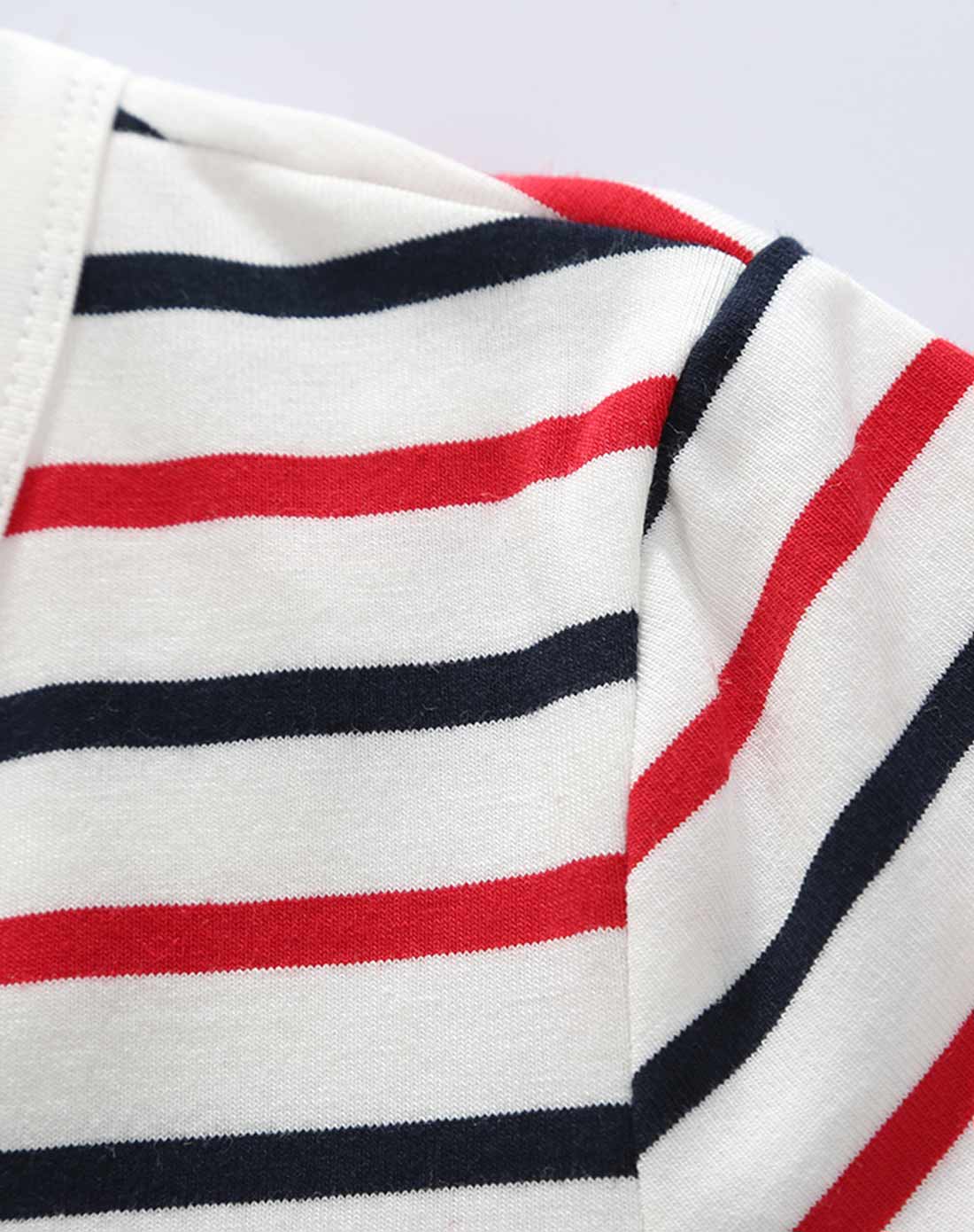 男童黑红条纹条纹字母印花t恤