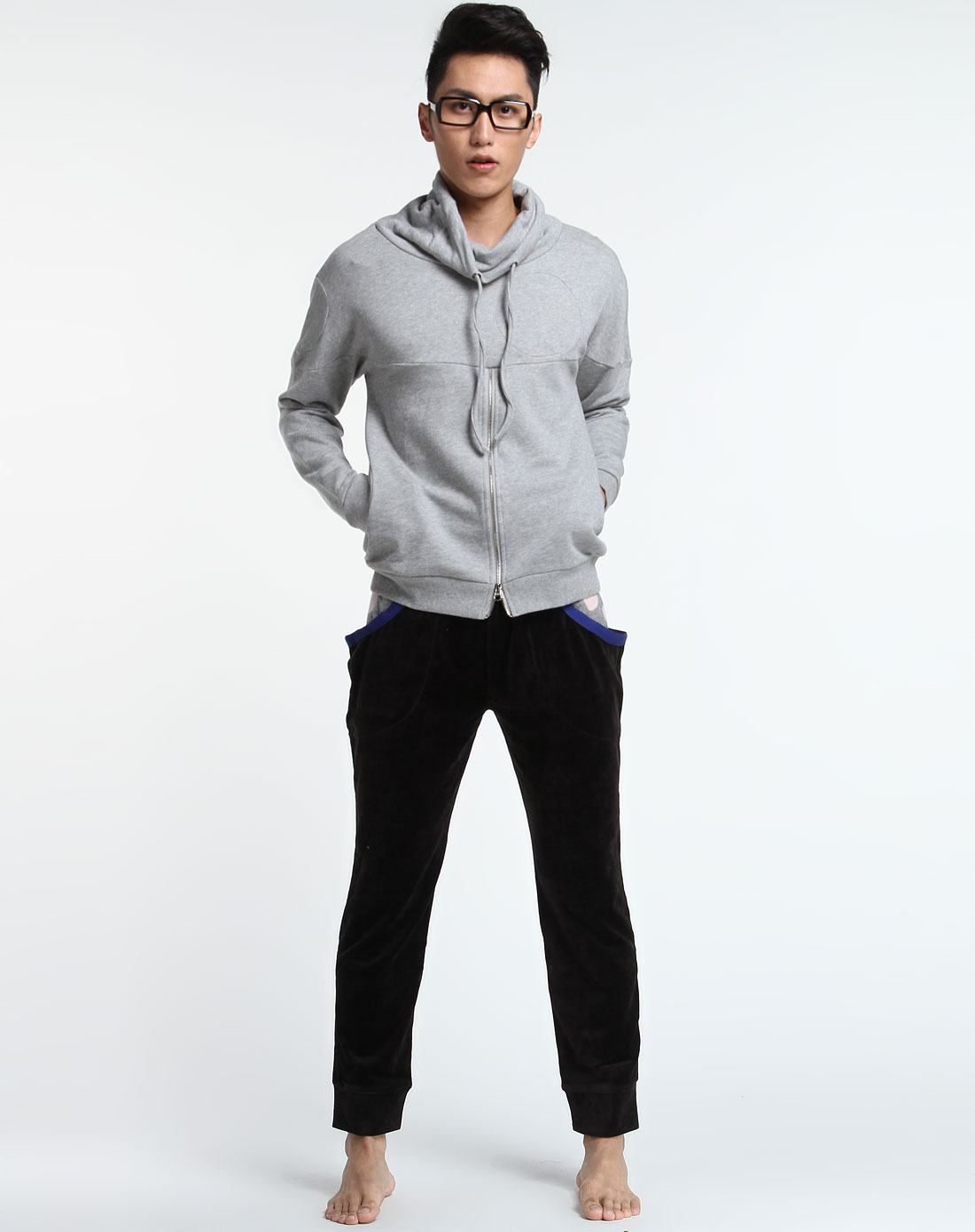 男款灰色针织高领长袖外套