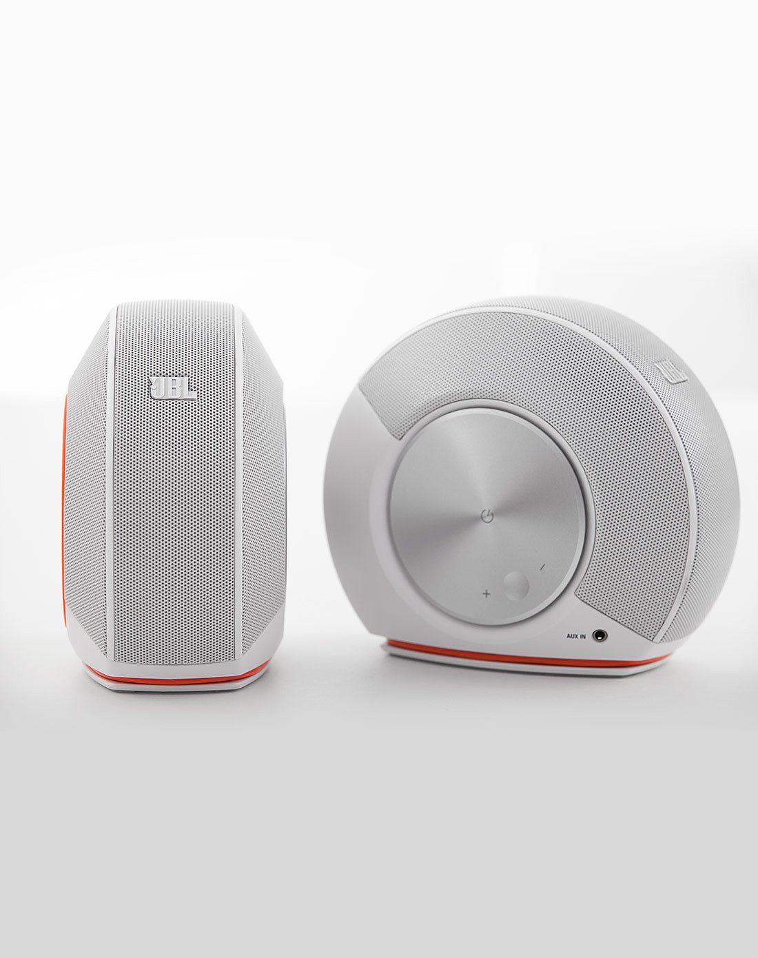 jbl pebbles音乐蜗牛 立体声音箱 白色