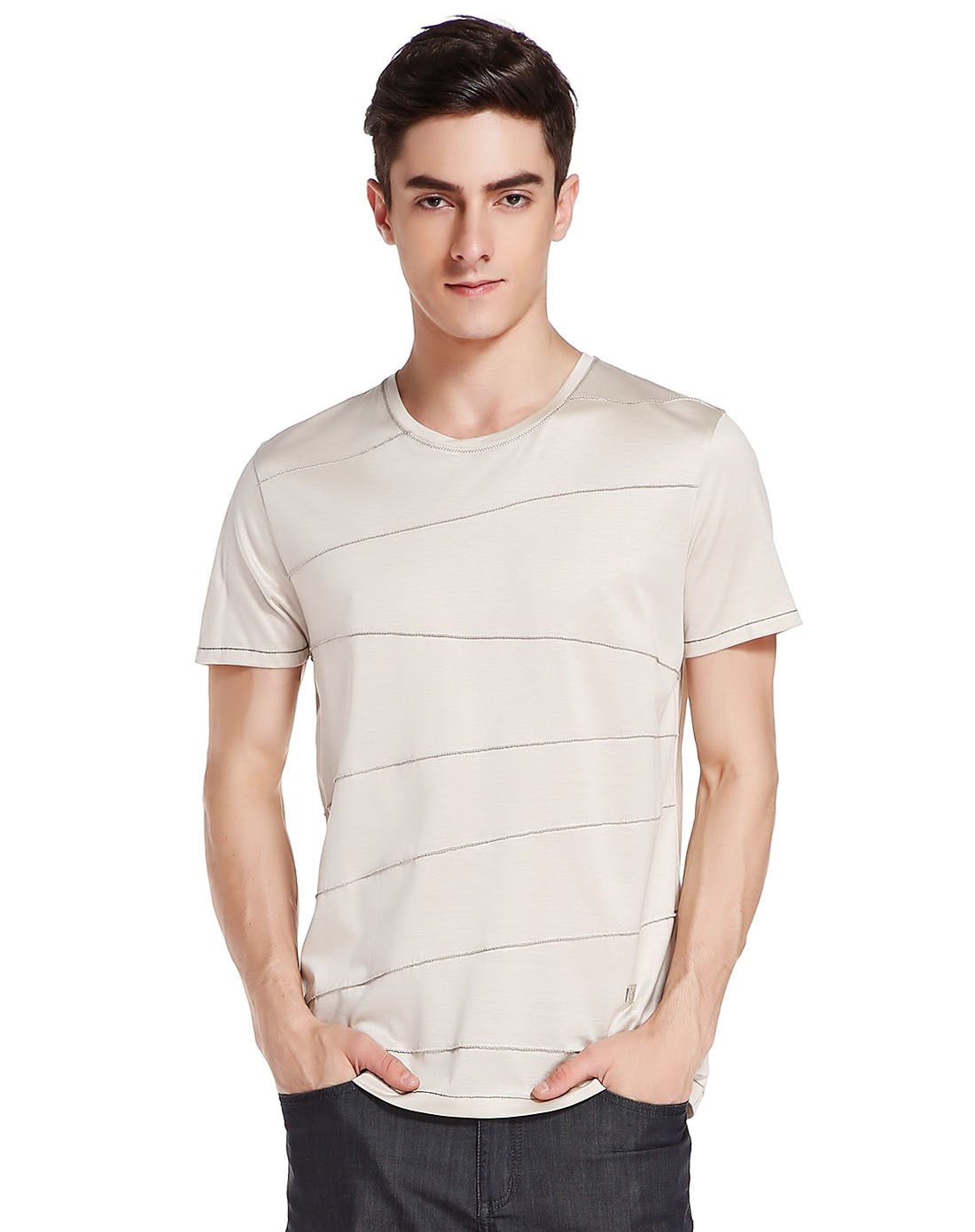 浅卡其色简约时尚短袖t恤