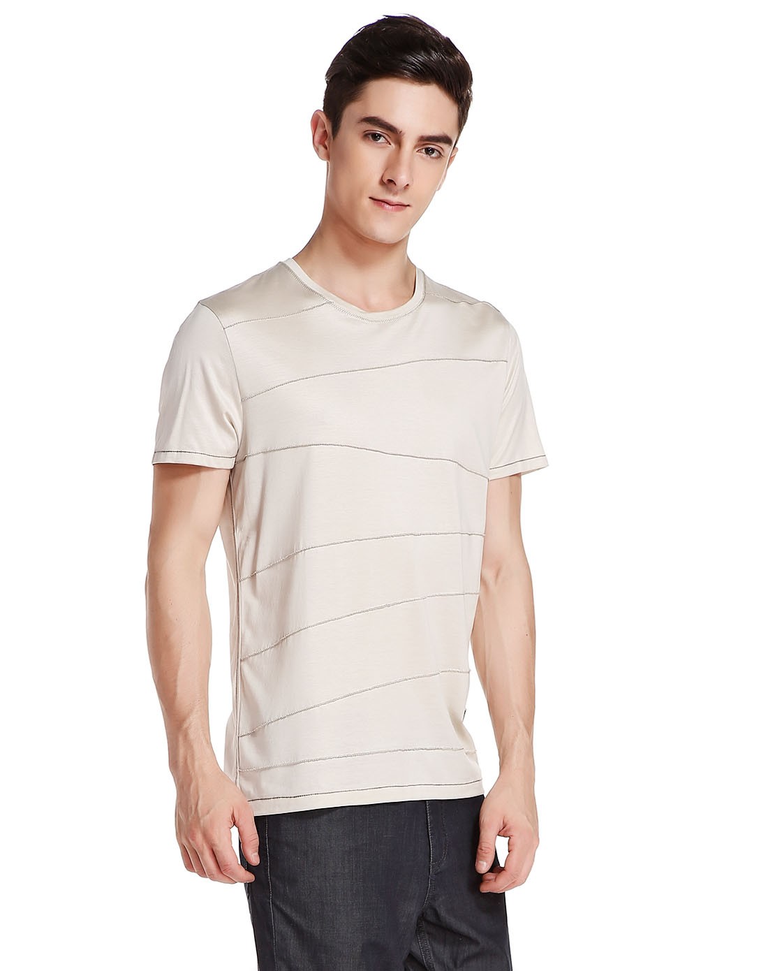 浅卡其色简约时尚短袖t恤