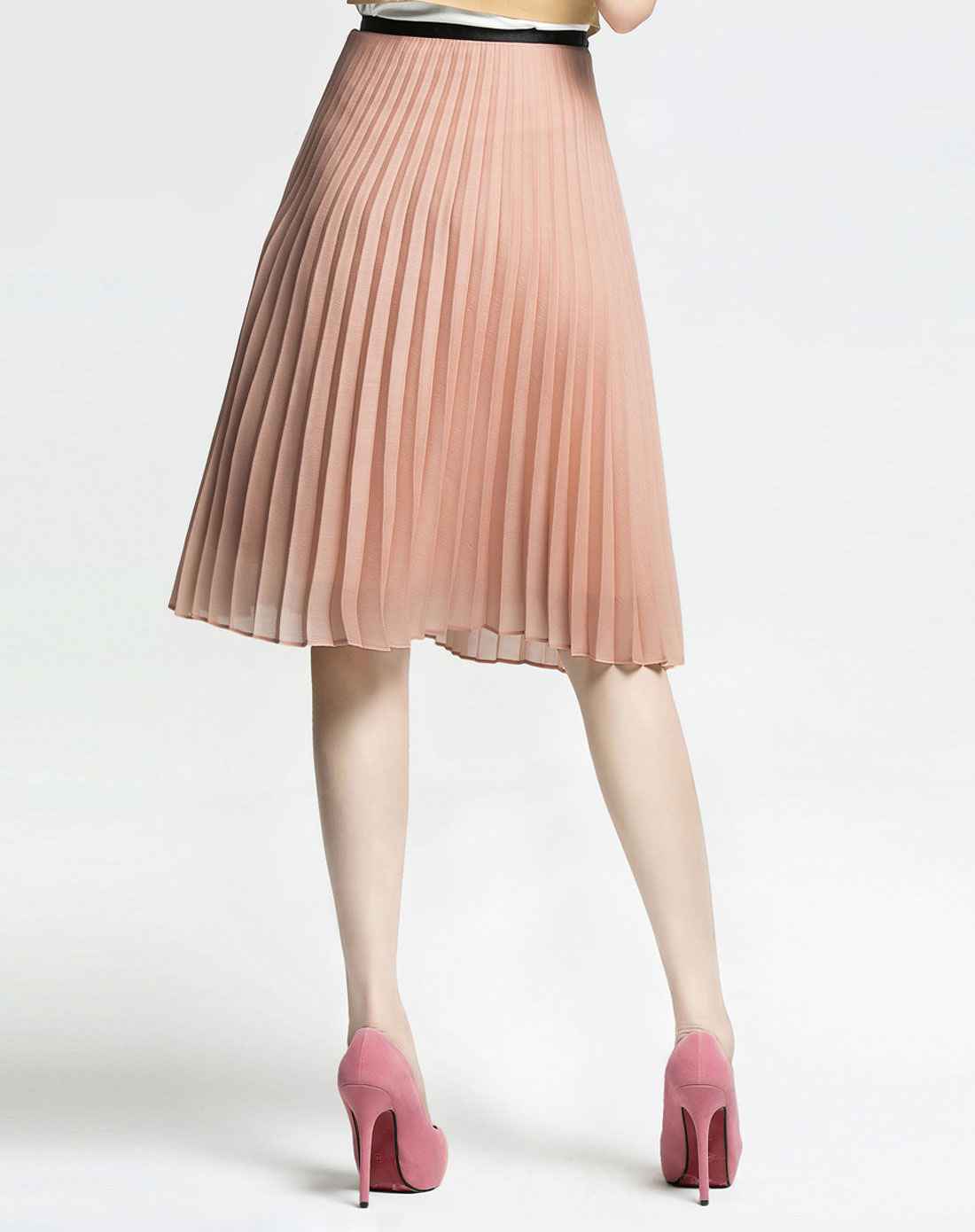 粉红色百褶休闲中裙