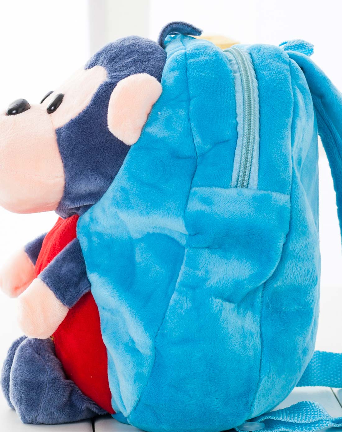 红衣猴子背包蓝色