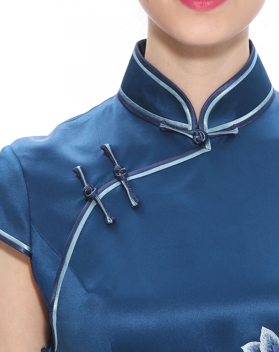 女款藏青色绣花真丝手工旗袍