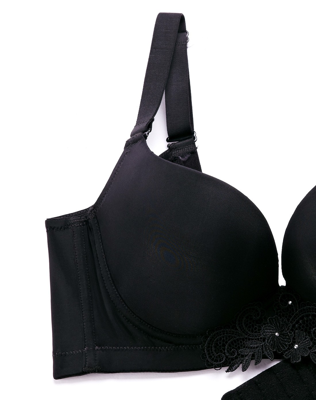 梦芭莎moonbasa内衣专场黑色时尚大气光面上托立挺中厚杯文胸