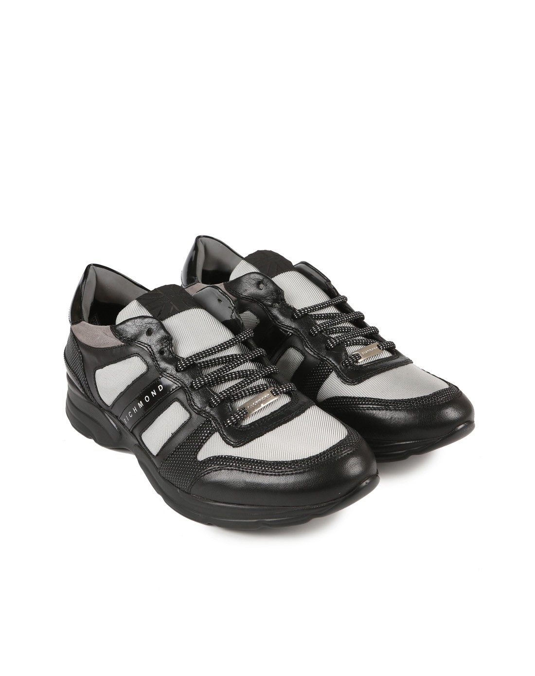 richmond意大利进口白色/黑色牛皮革满口平跟单鞋
