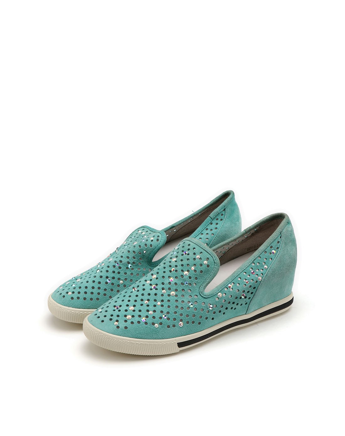 绿色冲孔鞋面简约舒适中跟单鞋