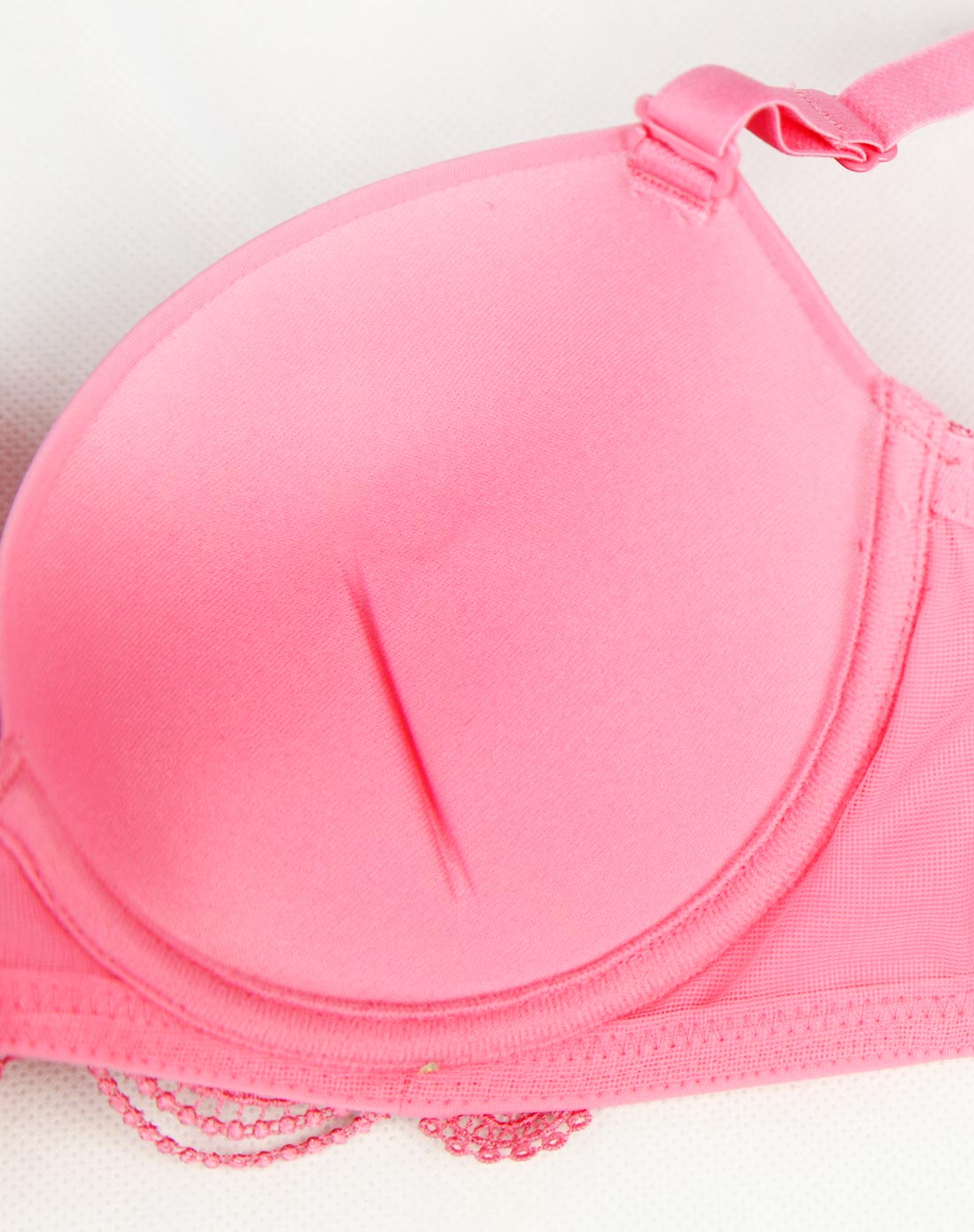 粉色光面上薄下厚3/4杯文胸