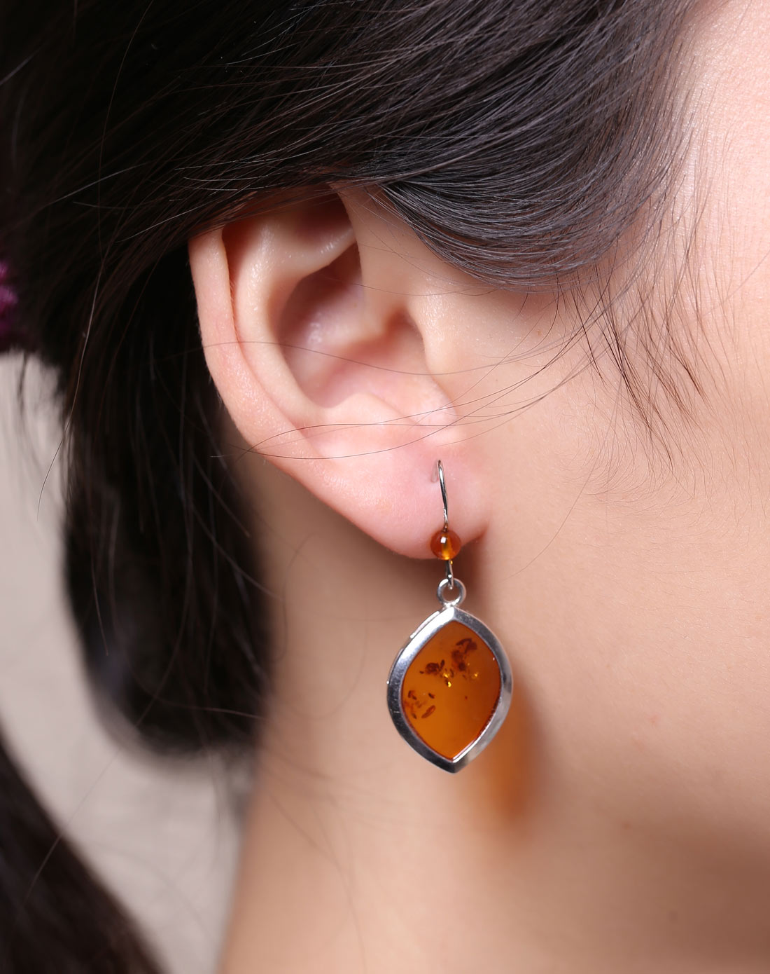 【独家】平安祈福花珀耳环附证书