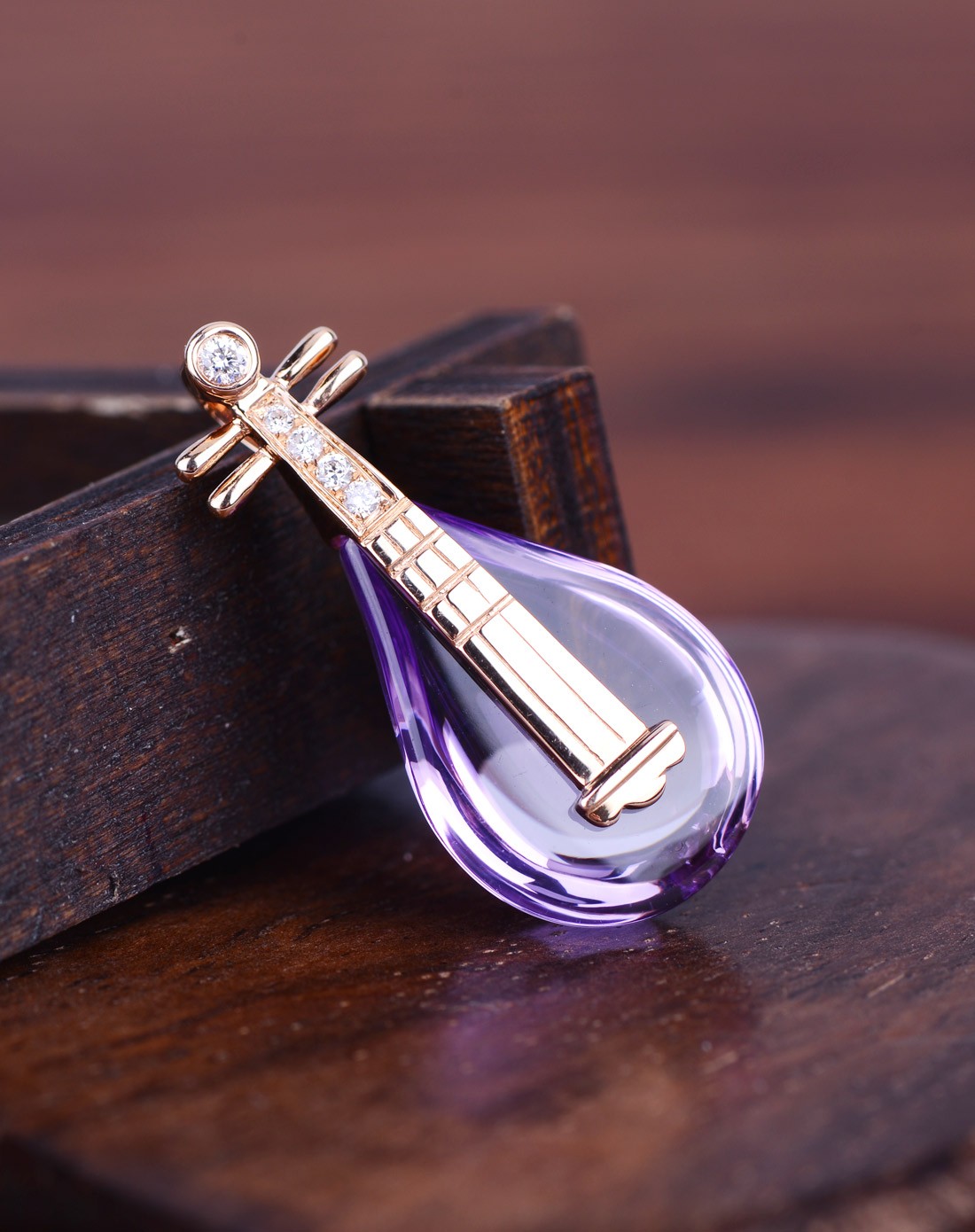 彩18k金紫水晶钻石吊坠琴书系列琵琶1(1克)