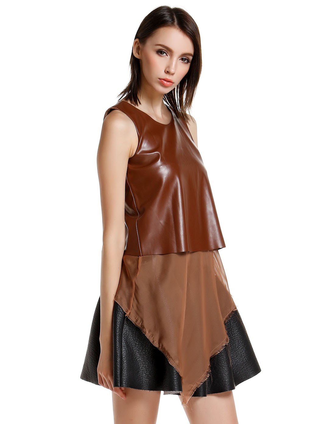 女款深咖啡色圆领时尚无袖上衣