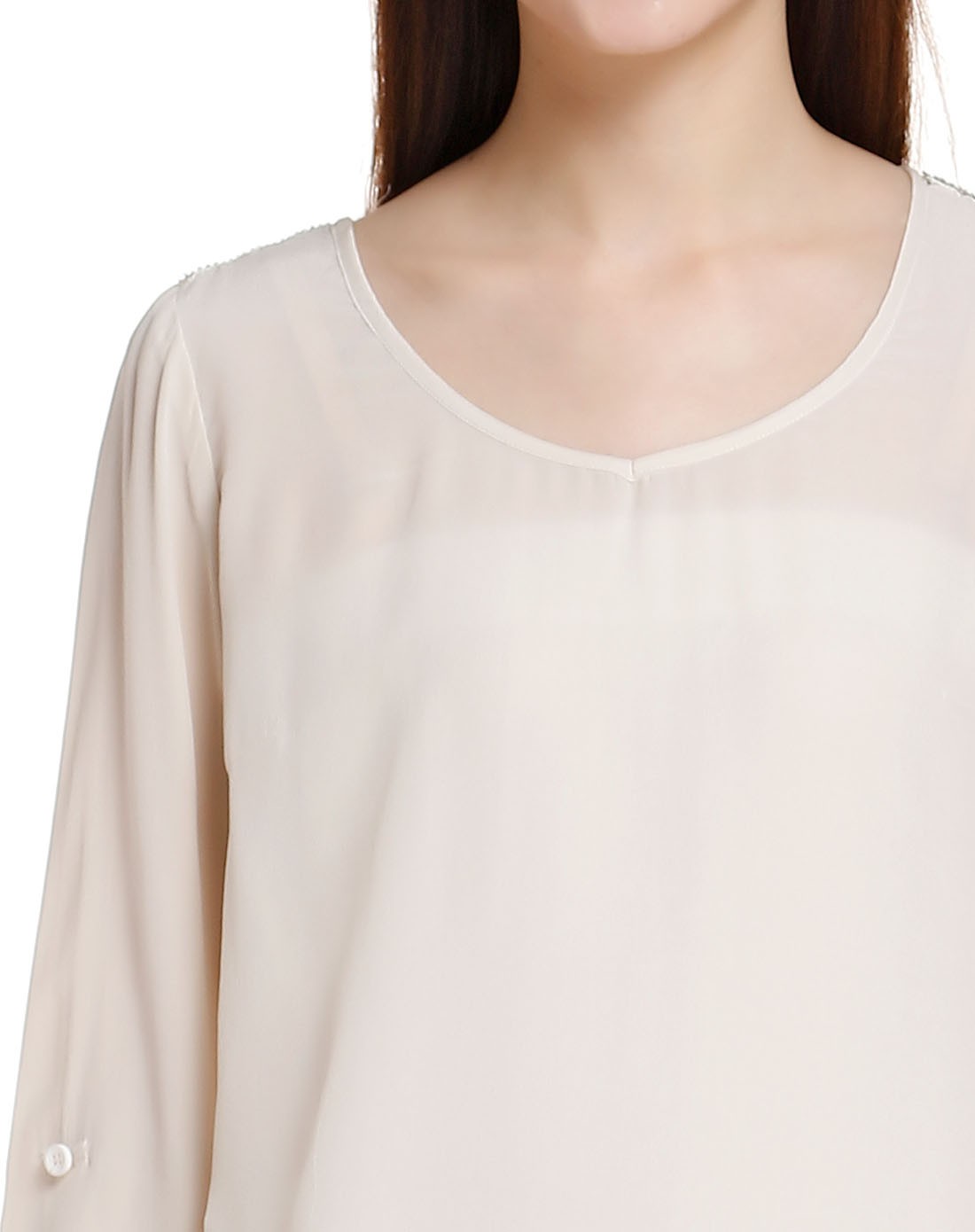 浅米色圆领简约长袖上衣