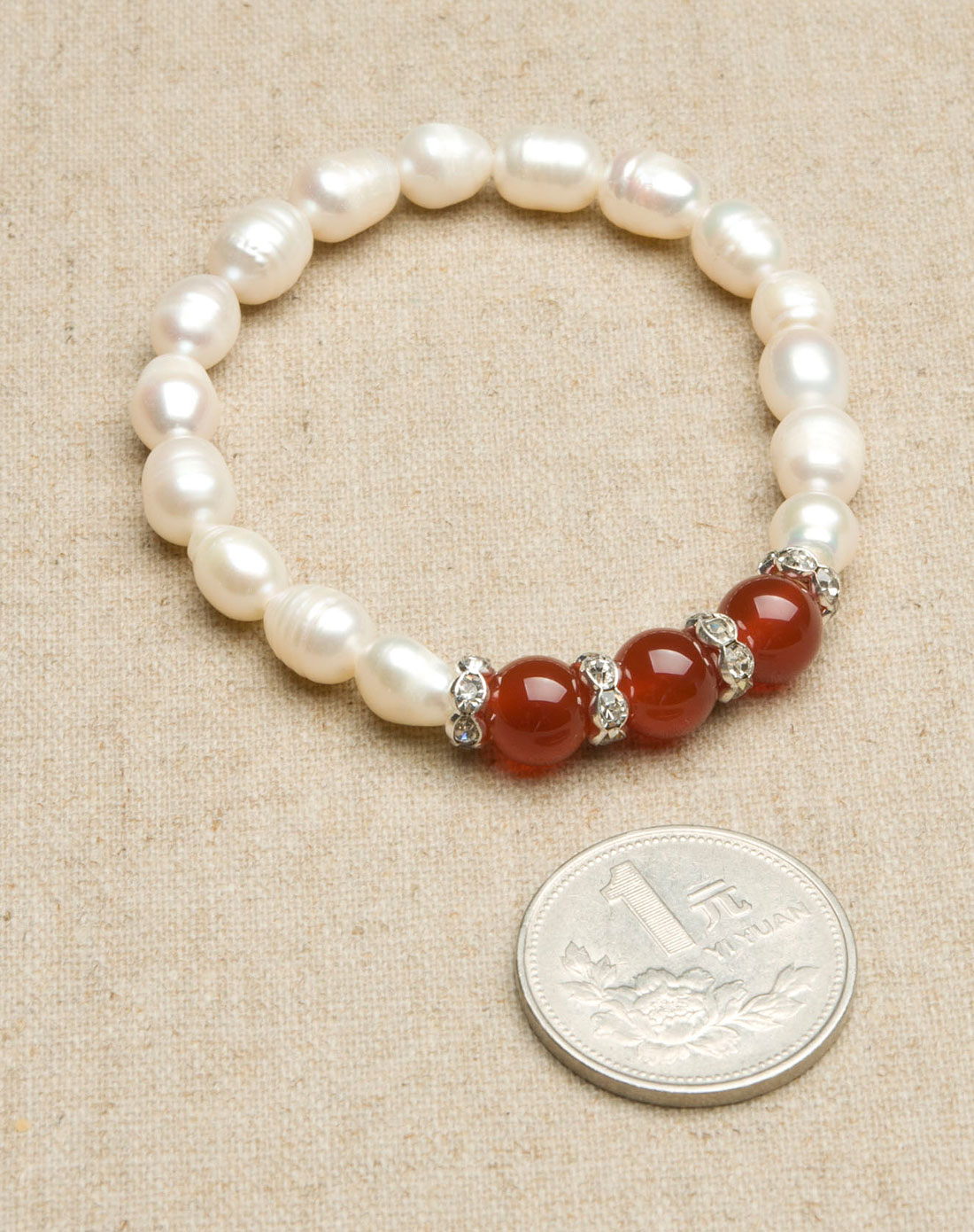 天然珍珠纯真的爱手链(配珠红玛瑙)