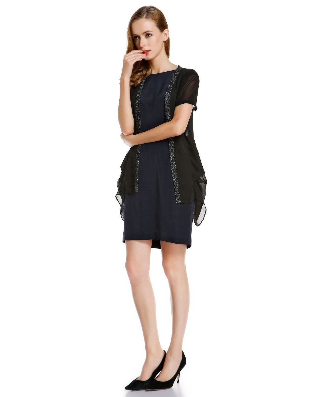 珂尼蒂思conatus女装专场 > 深灰色时尚闪烁开襟短袖上衣